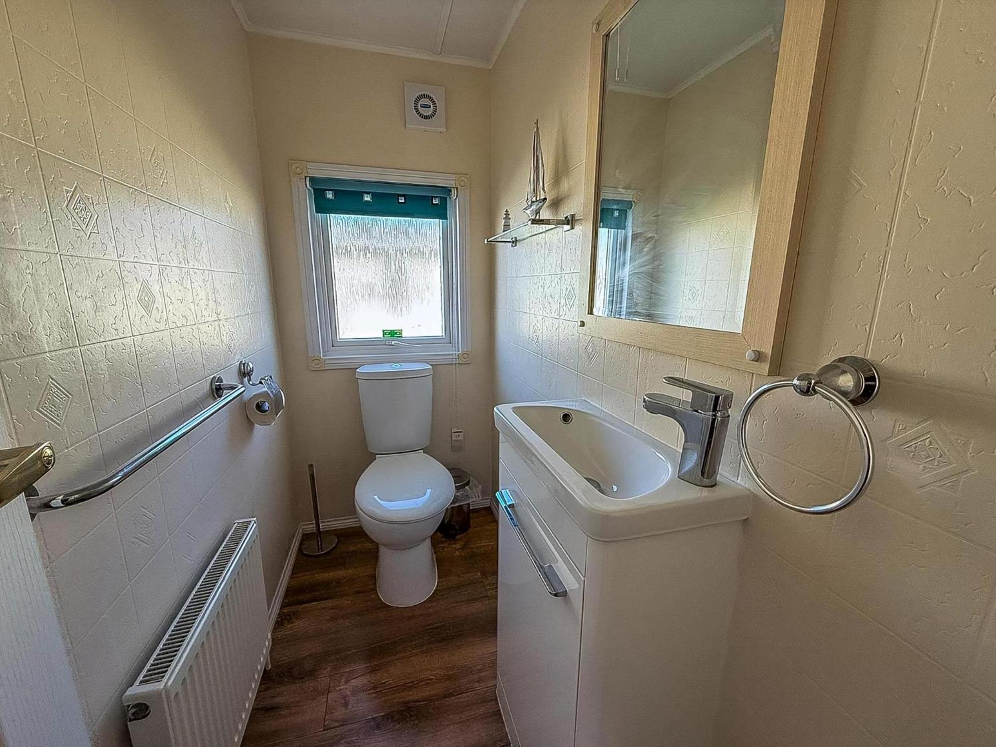 Gorgeous With Decking At Southview In Ref 33093v Lodge Skegness