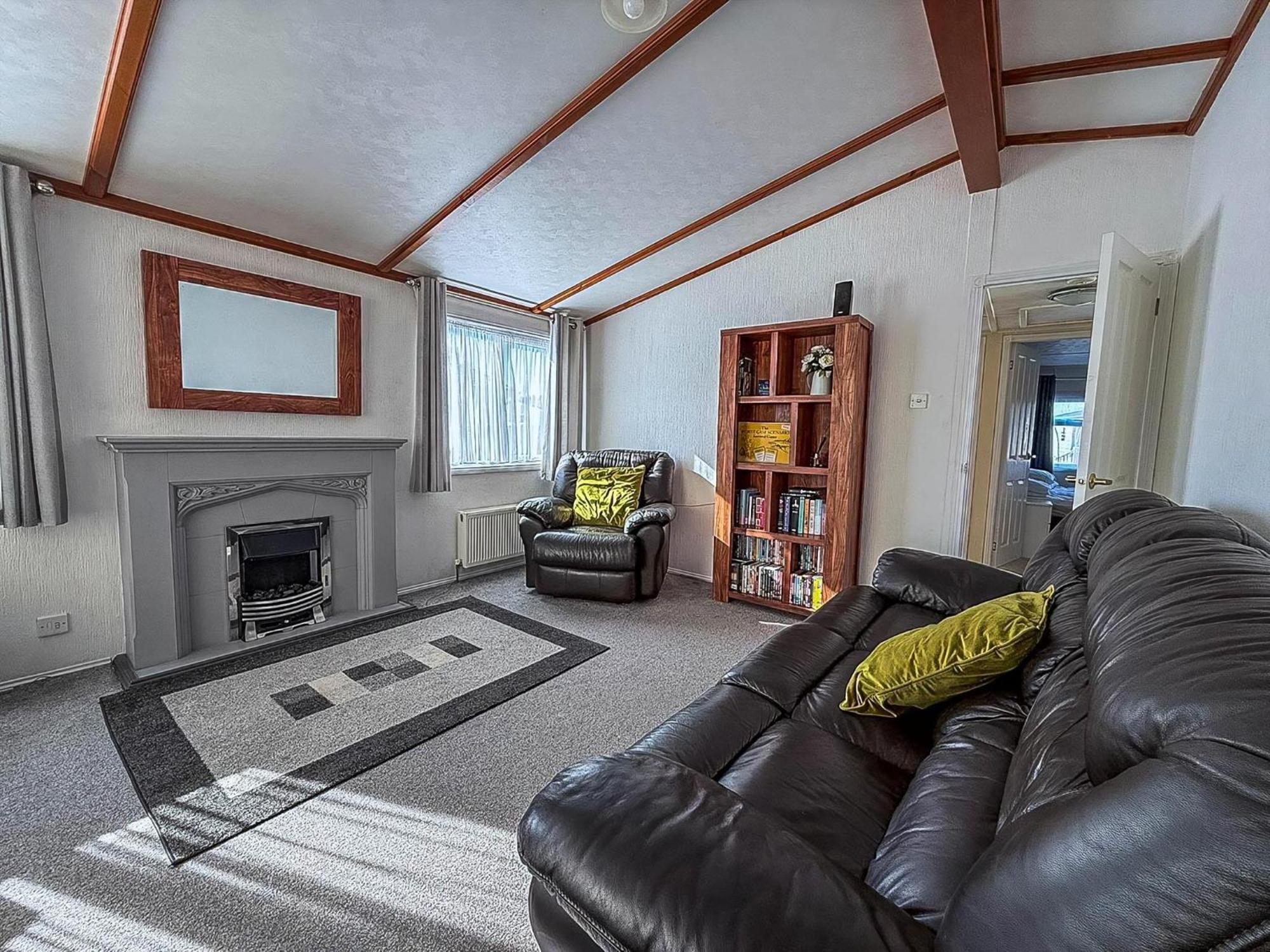 Gorgeous With Decking At Southview In Ref 33093v Lodge Skegness