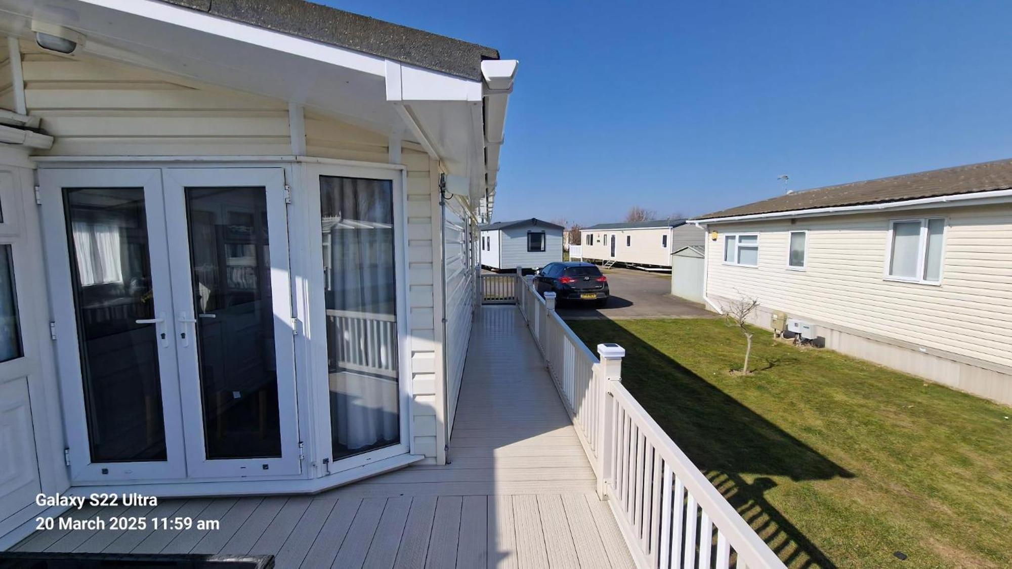 Gorgeous With Decking At Southview In Ref 33093v Skegness